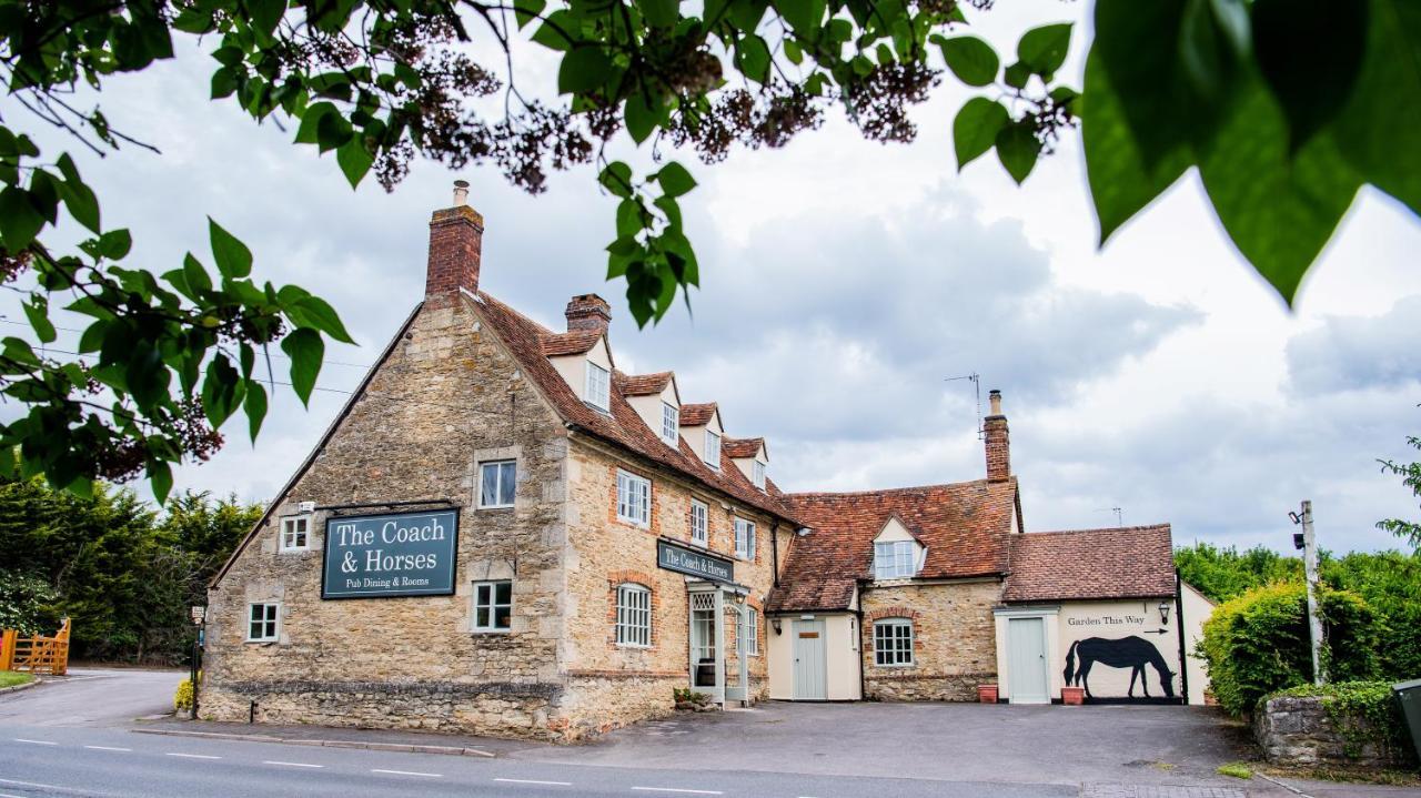 The Coach And Horses Hotel Garsington Exterior photo